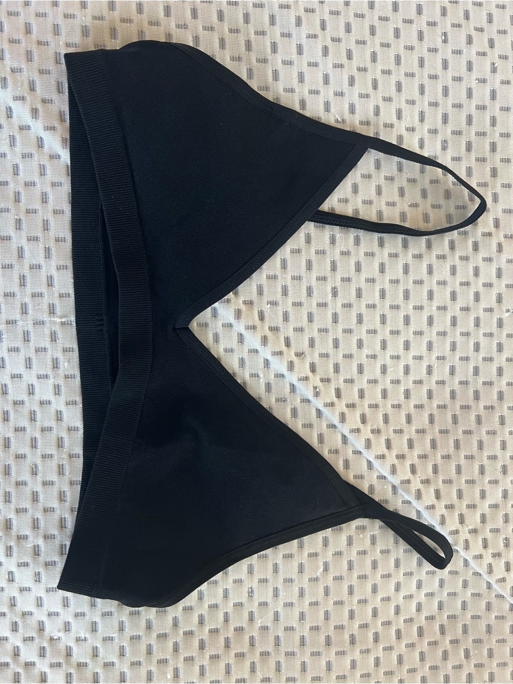 SHEIN Black Seamless Triangle Bralette